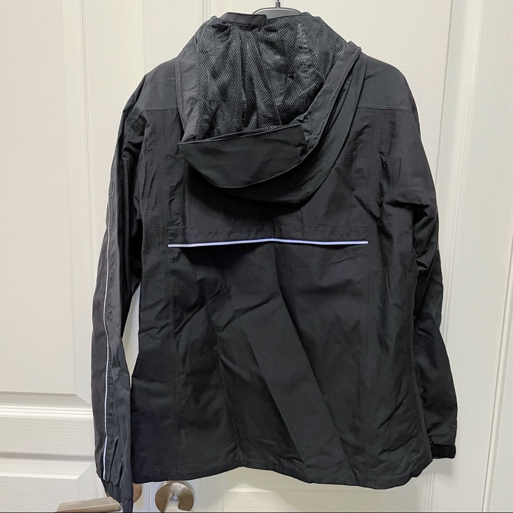 NEW BALANCE Black Windbreaker - Picture 7 of 8